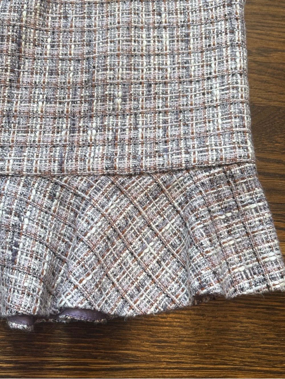 Le Suit Lavender Tweed Two-Piece Skirt Suit - Picture 3 of 6